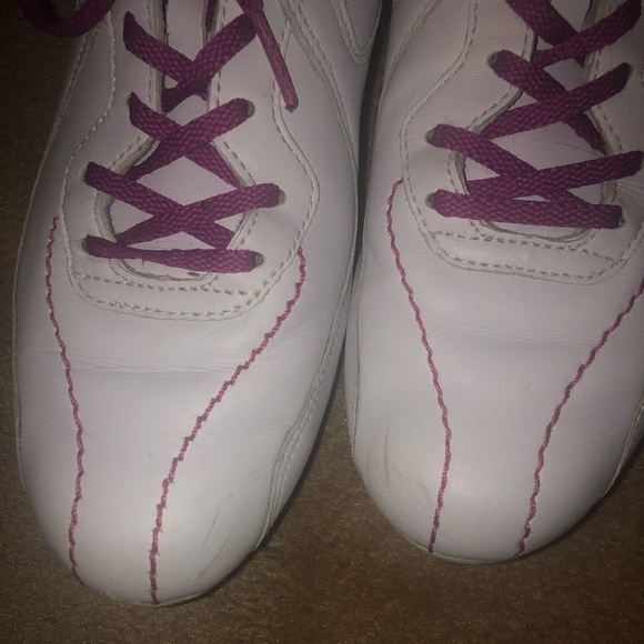 White & pink Lacoste sneakers - Picture 7 of 10